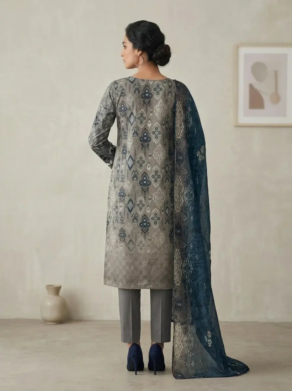 Slate Bloom – Printed Lawn with Front Embroidery